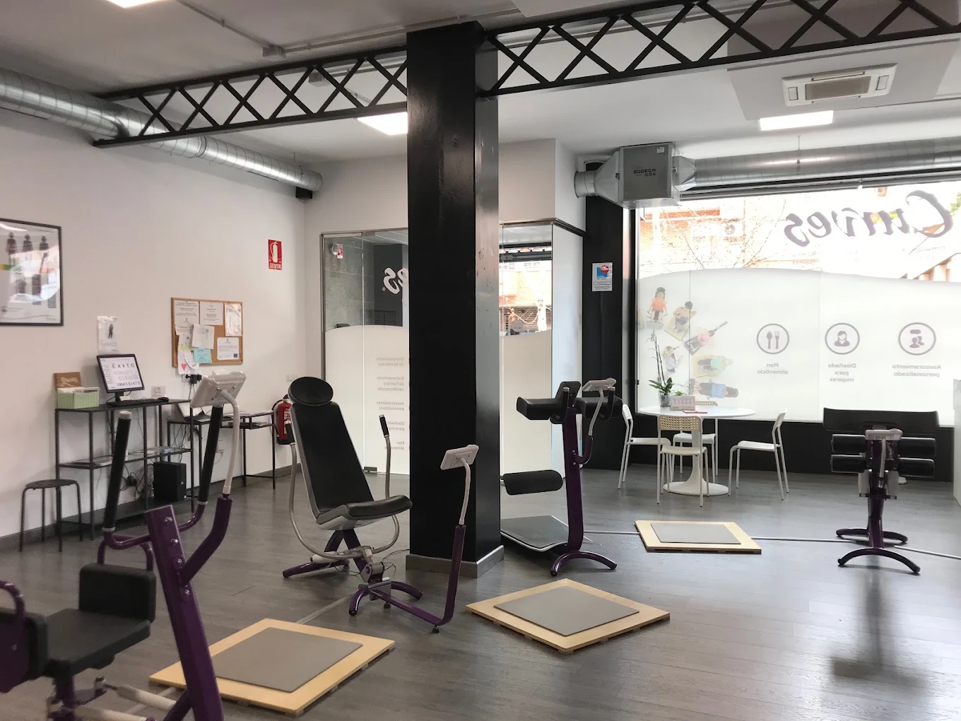 Foto de Curves Toledo - Gimnasio para Mujeres Toledo
