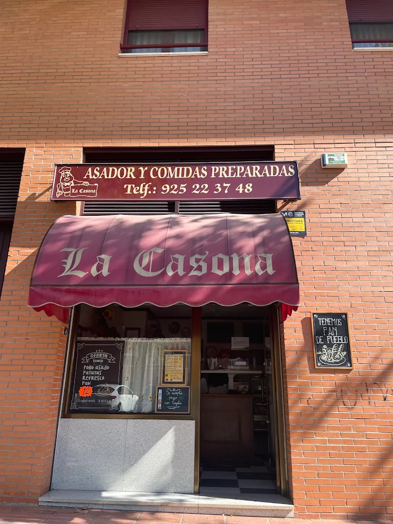 Foto de La Casona Asador De Pollos Y Comidas Preparadas